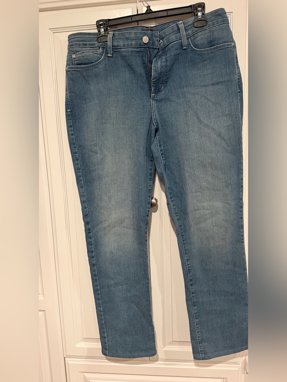NYDJ Midwash Blue Slimstrsight Jeans